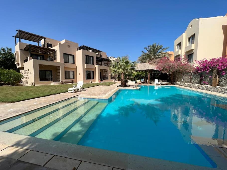 El Gouna Ferienwohnung In Zentraler Lage Hurghada Exteriör bild